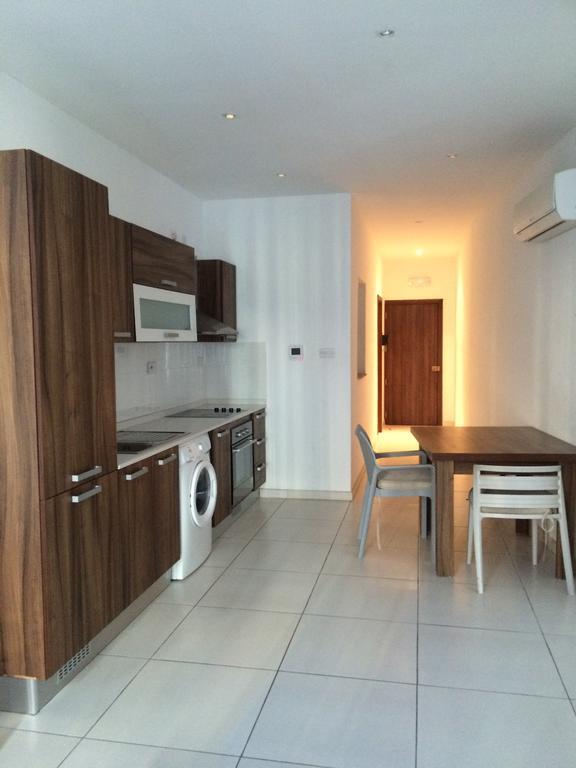 Paceville Montecarlo Apartments Saint Julian's Quarto foto