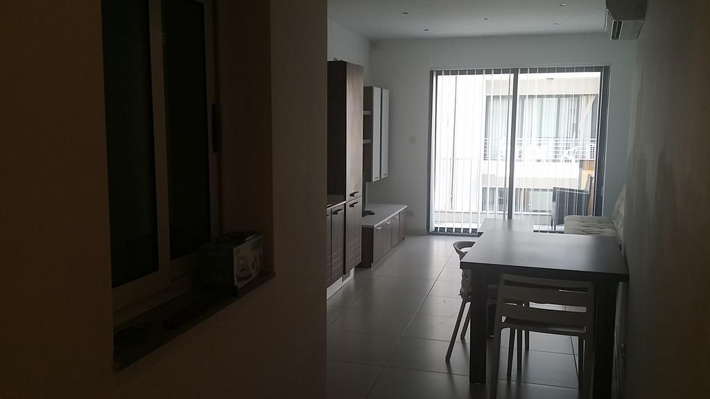 Paceville Montecarlo Apartments Saint Julian's Quarto foto