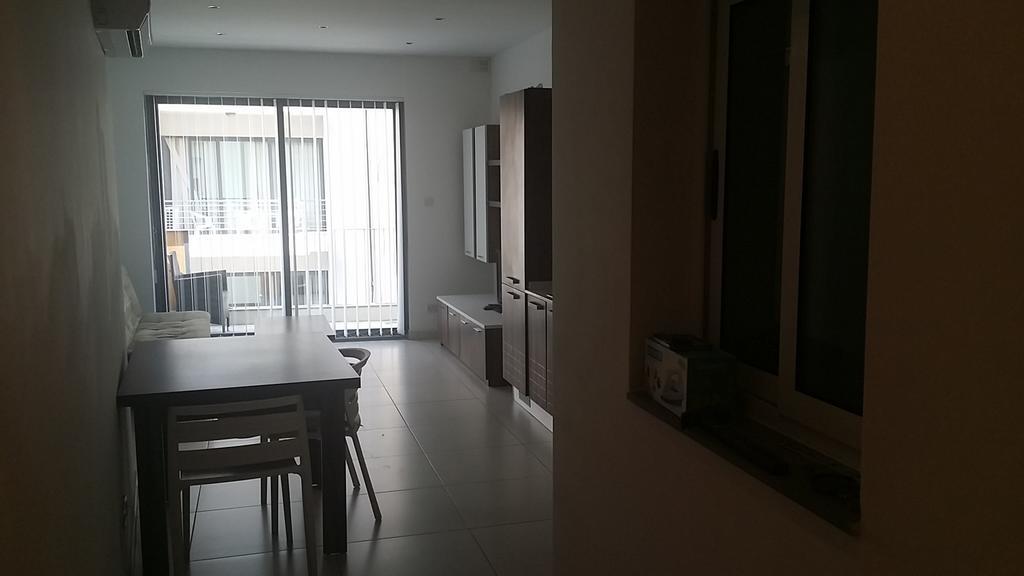 Paceville Montecarlo Apartments Saint Julian's Quarto foto